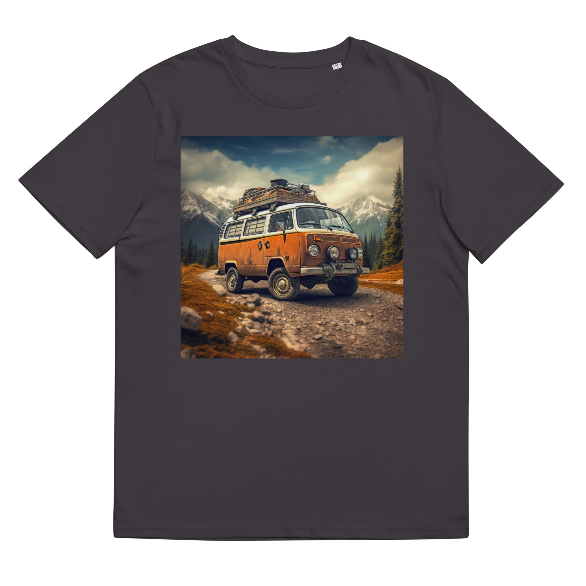 T-Shirt - Frontprint - Camper standing in wilderness