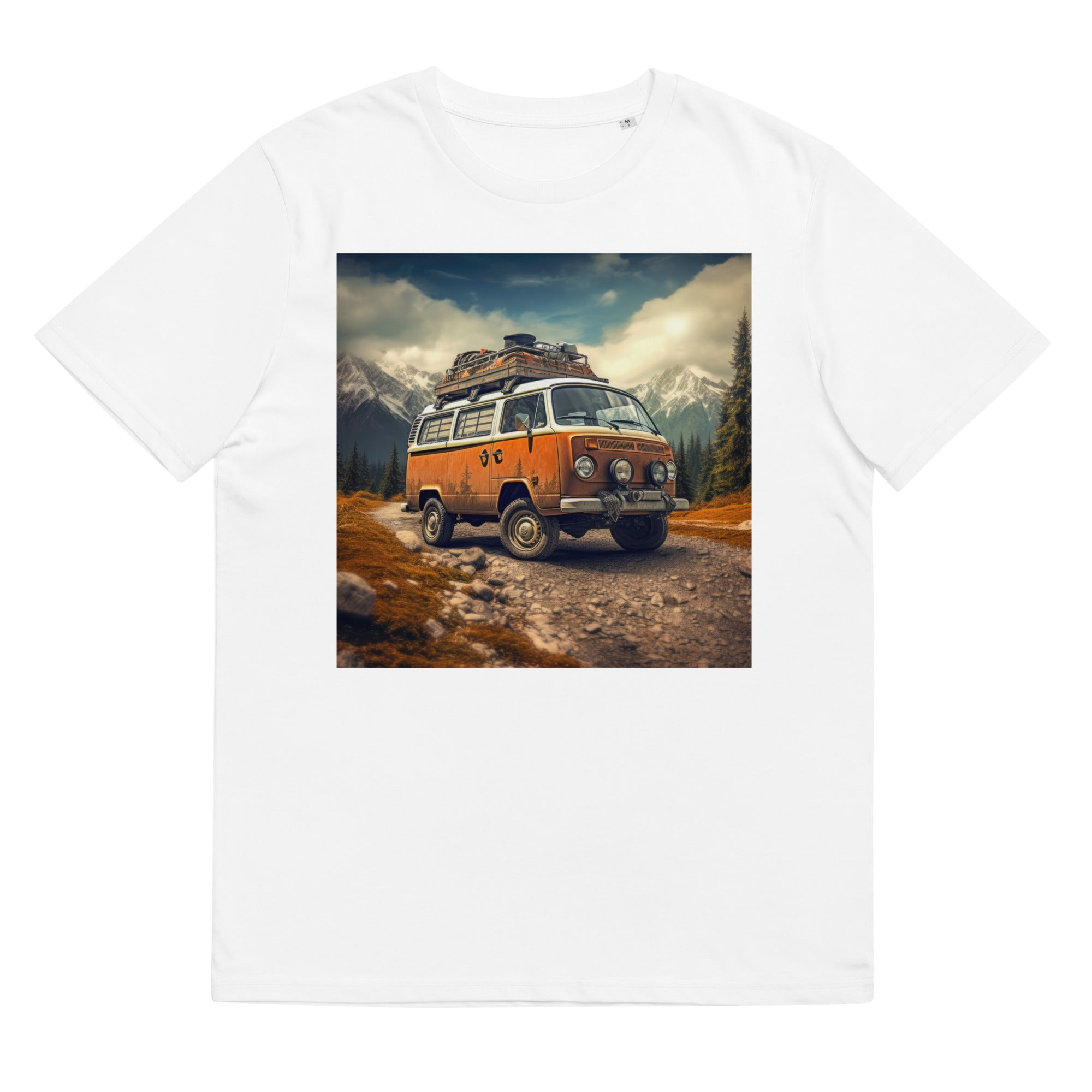 T-Shirt - Frontprint - Camper standing in wilderness